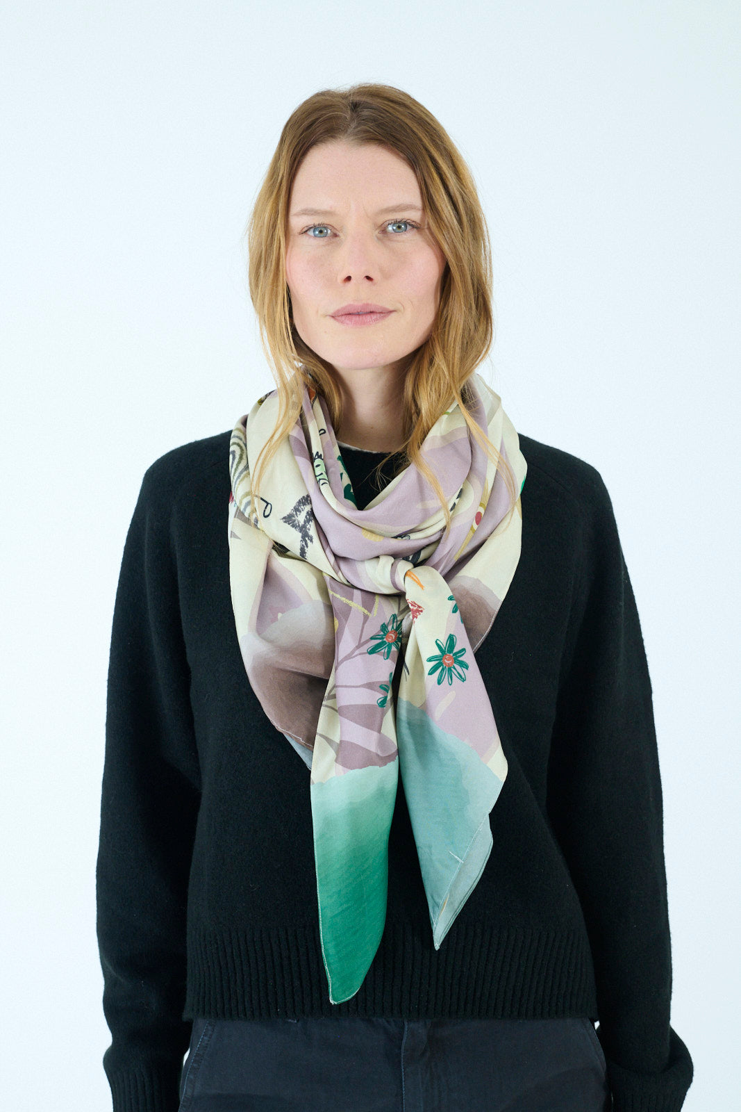 Large Hanae Scarf