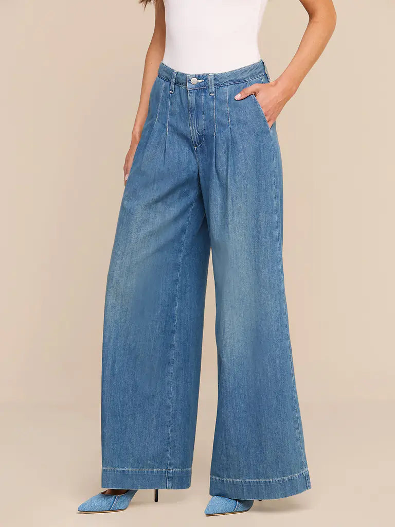 Jayani Pleated Wide Leg Jean