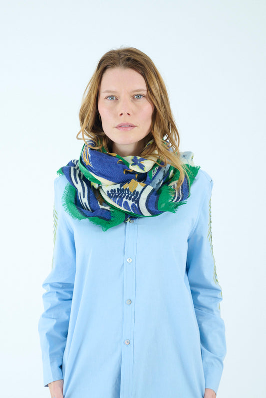 Delys Scarf