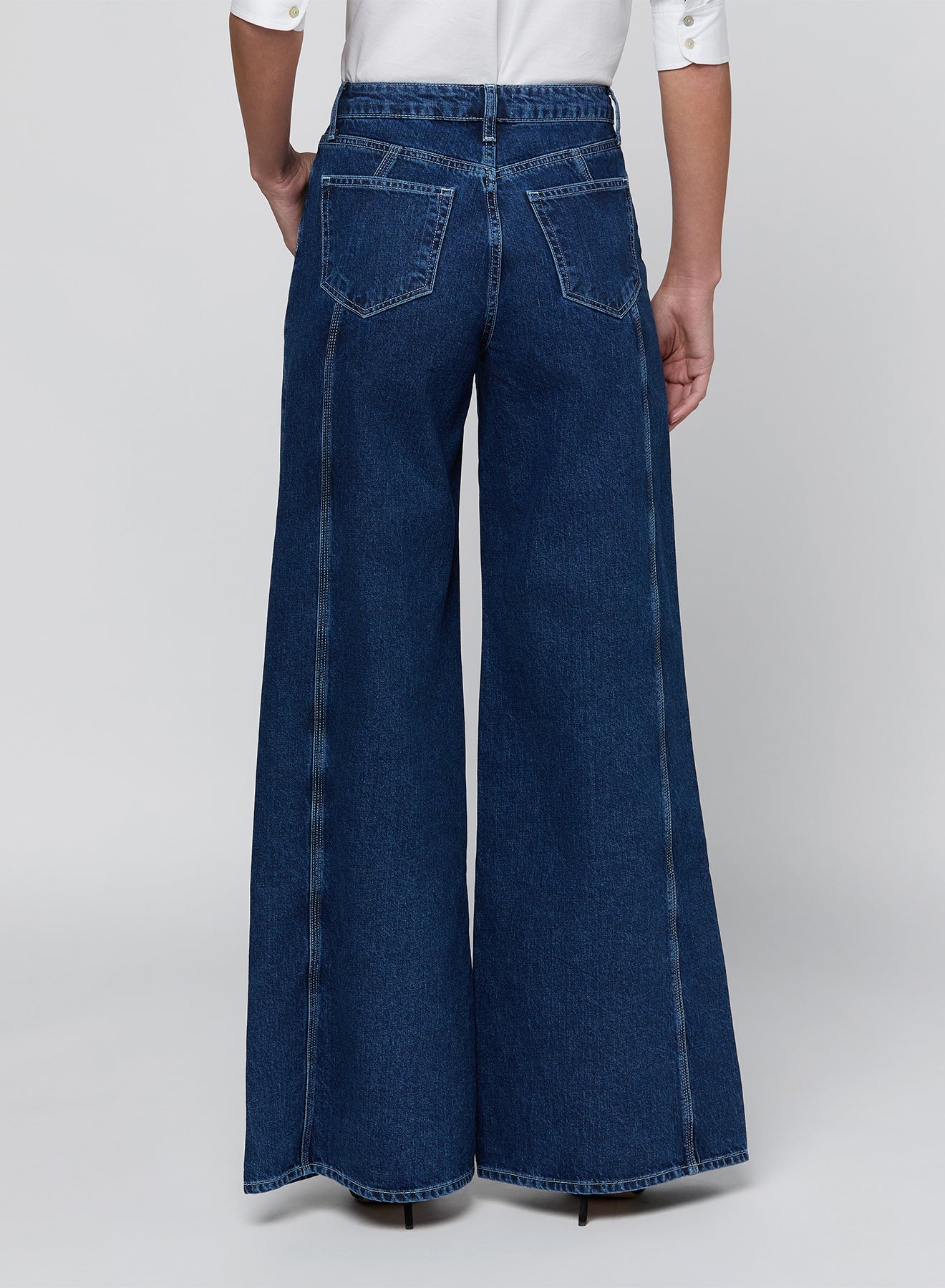 LESTAT H/R SEAMED WD LEG
