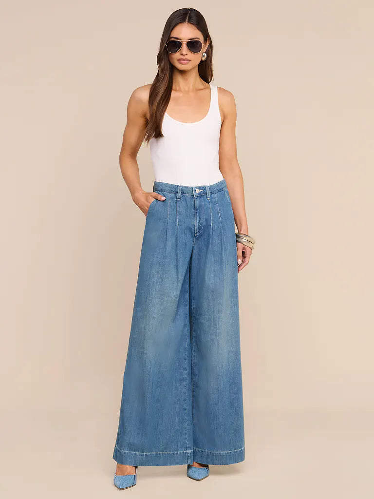 Jayani Pleated Wide Leg Jean