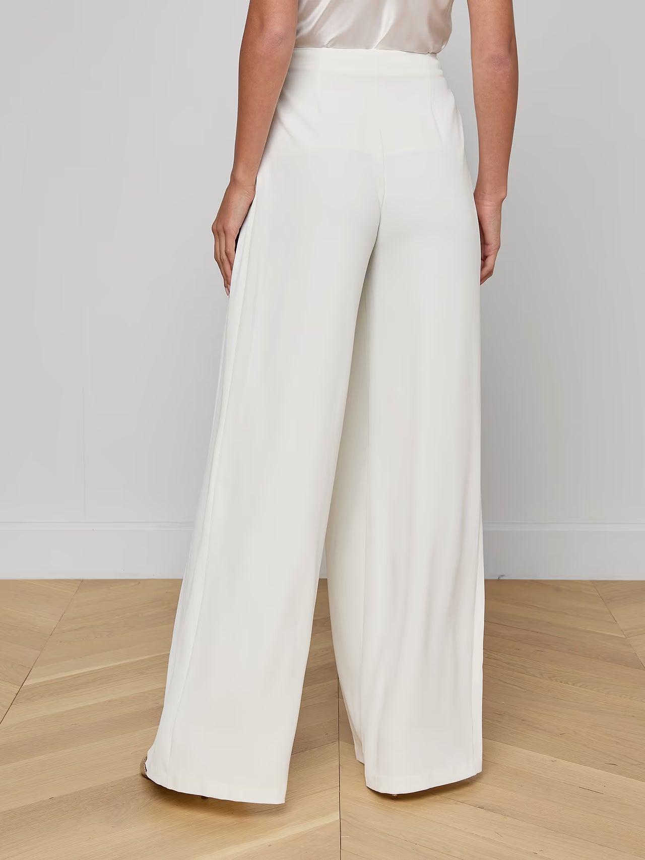 Nova Pleated Wide-Leg Pant in Ivory