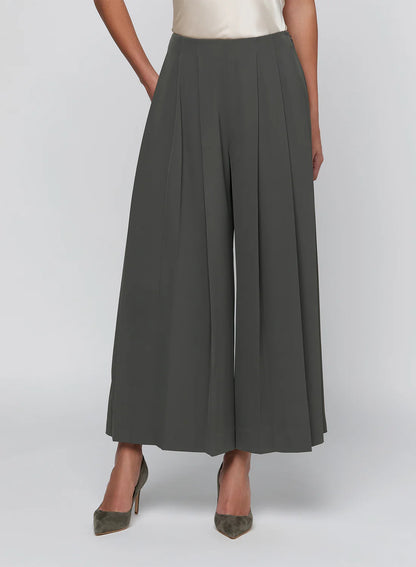 Novalynn Crop Pleated Pant - Ash Olive