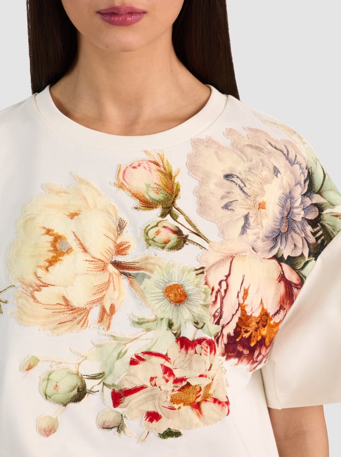 EVAN APPLIQUE OVERSIZED TEE