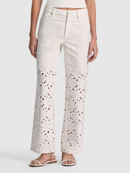 Chic Laser-Cut Jean