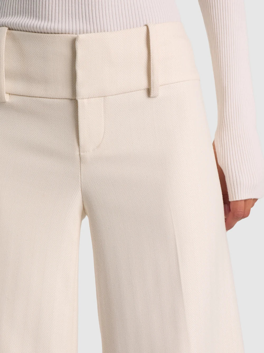 Olivia Flare Chino Pant