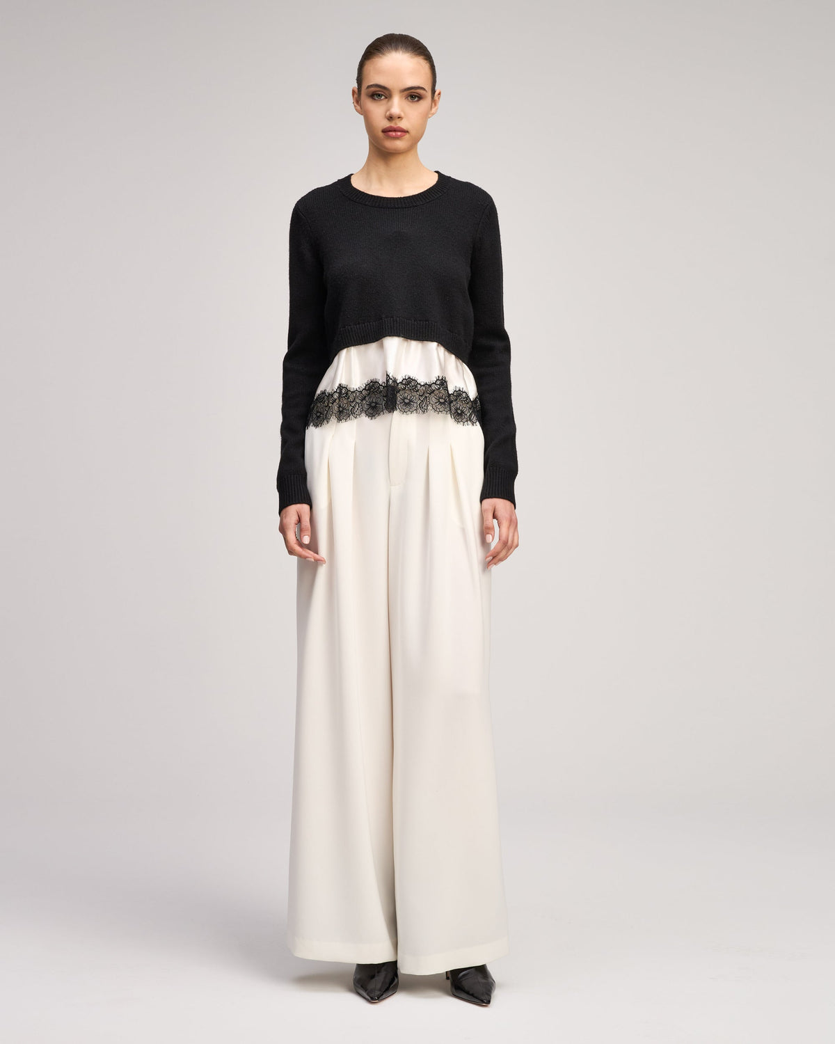 Black/Ivory/Black Zyla Pullover