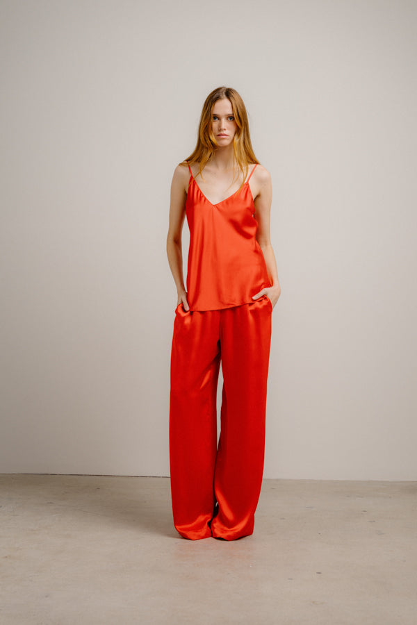 Gloria Bias Cut Cami IP