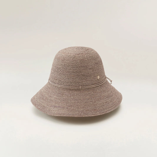 VILLA 9 HAT