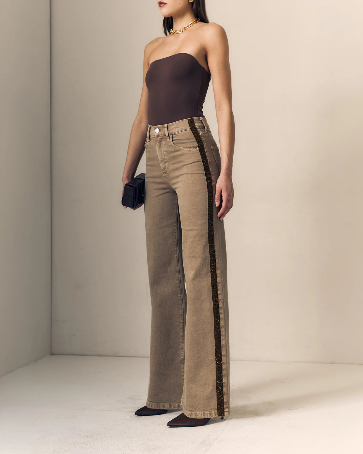 Mocha High Rise-Tux Stripe Column Jean