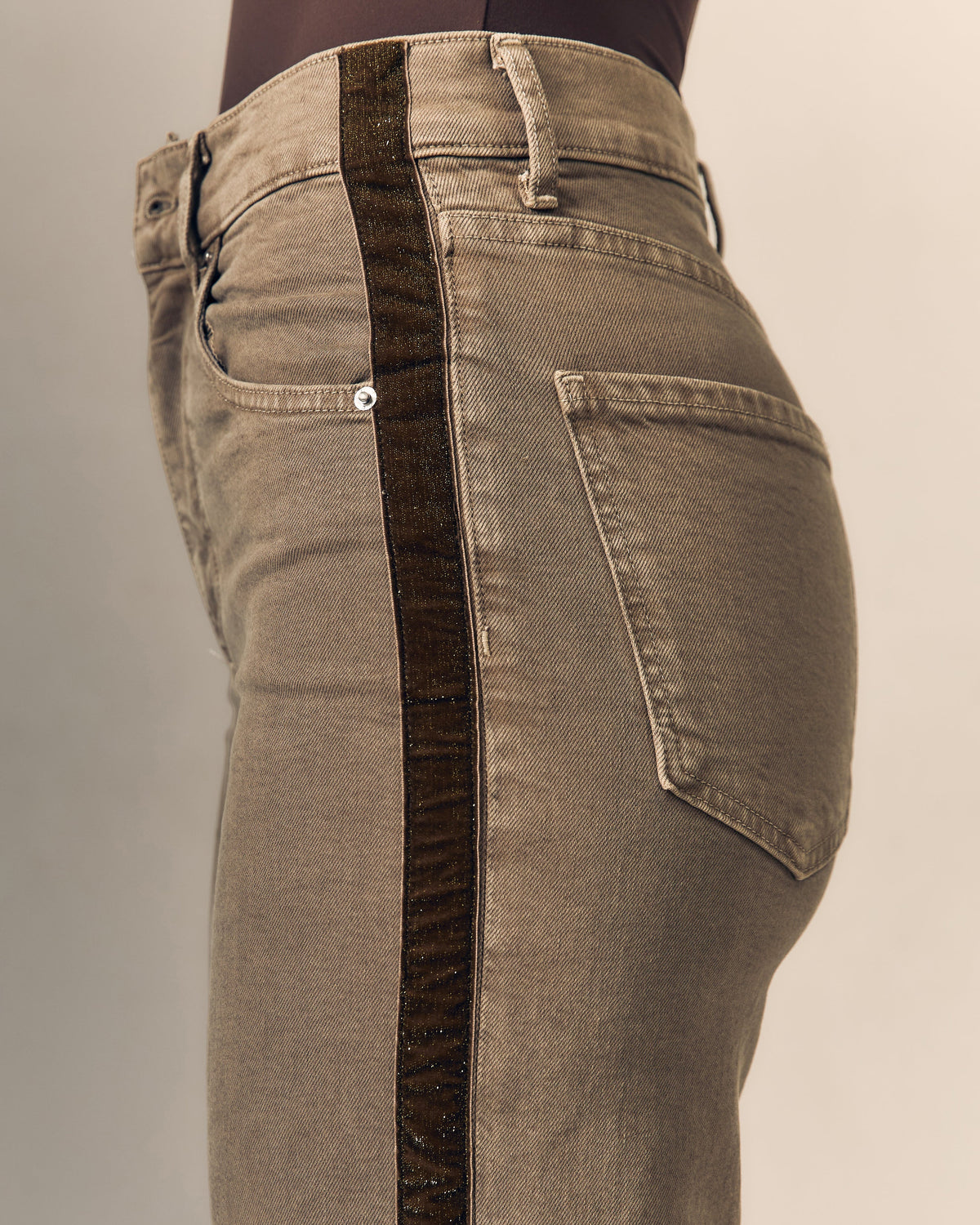Mocha High Rise-Tux Stripe Column Jean