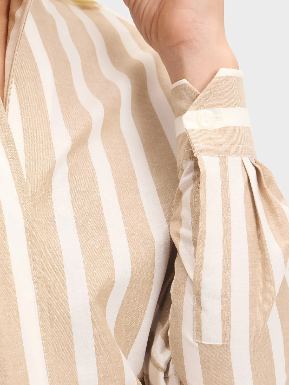 SIGNATURE: KHAKI ERA