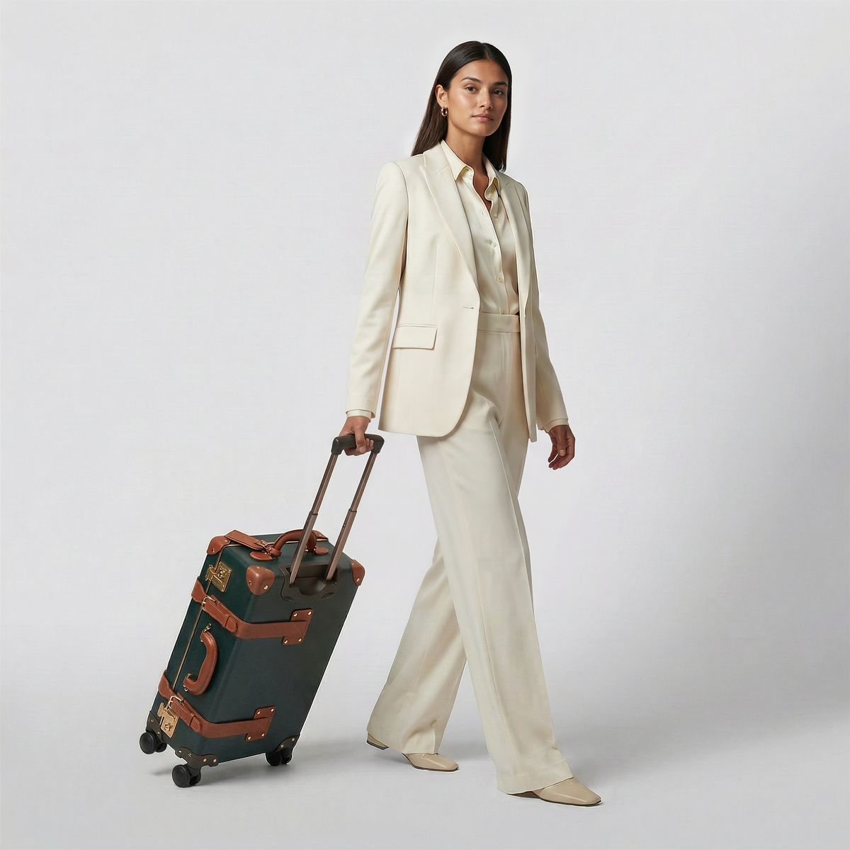 Hunter Green Diplomat Carryon Spinner