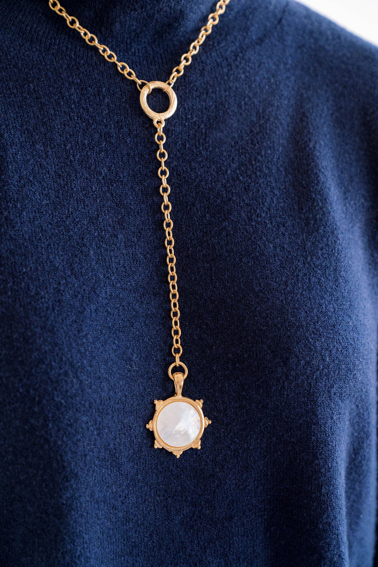 Gold Lariat Mother Of Pearl Pendant Necklace